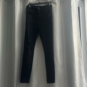 Refuge Women's Ibiza High Rise Push Up Distressed Jeans